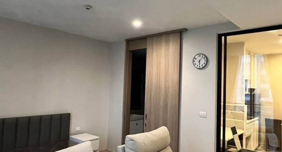 Wohnung zur Miete mit 1 Zimmer in Pathum Wan, Bangkok