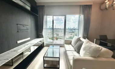 For rent 2 bedrooms condo in Huai Khwang, Bangkok