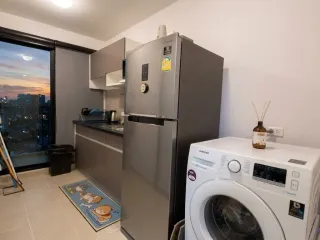 Condo en alquiler de 1 habitaciones en Bang Phlat, Bangkok