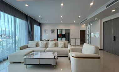 À louer 3 chambres condo à Watthana, Bangkok