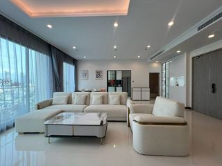 À louer 3 chambres condo à Watthana, Bangkok