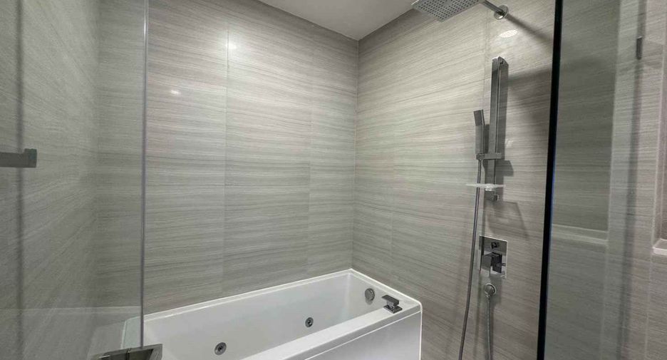 Condo en alquiler de 2 habitaciones en Watthana, Bangkok