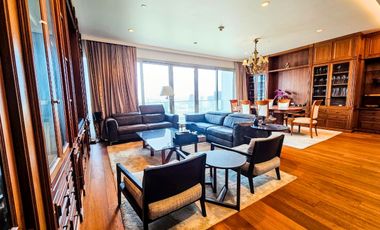 For rent 3 bedrooms condo in Pathum Wan, Bangkok