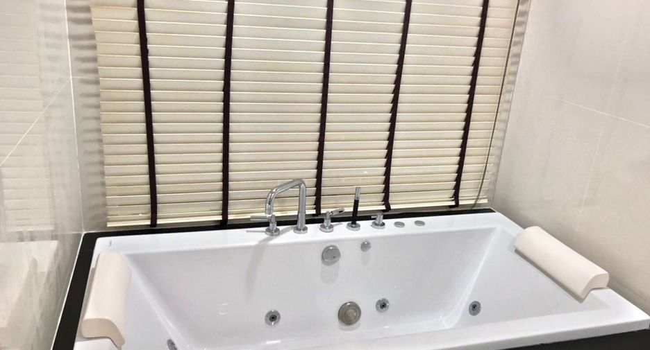 For rent 1 bed condo in Pathum Wan, Bangkok