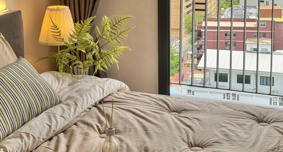 For rent 1 bed condo in Khlong Toei, Bangkok