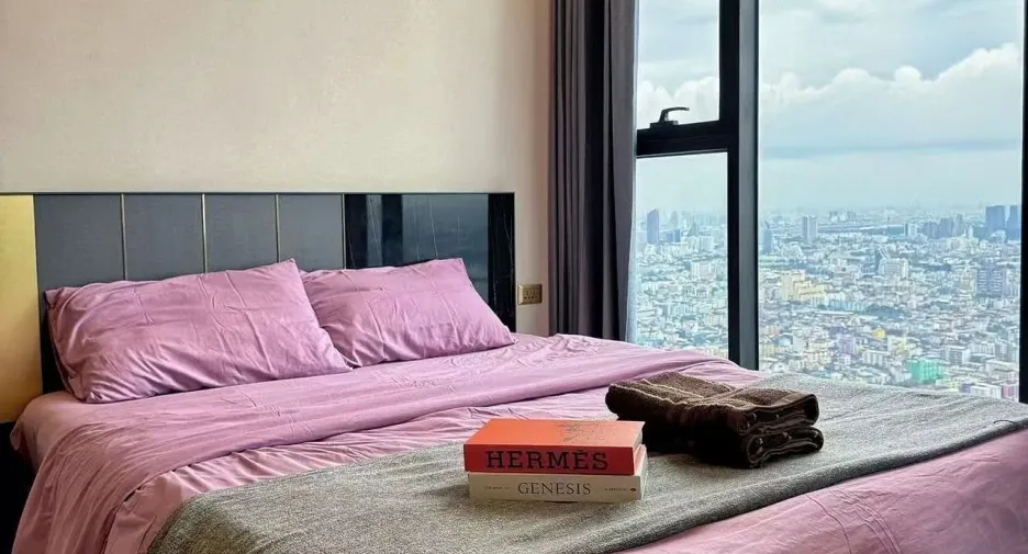 Condo en alquiler de 1 habitaciones en Huai Khwang, Bangkok