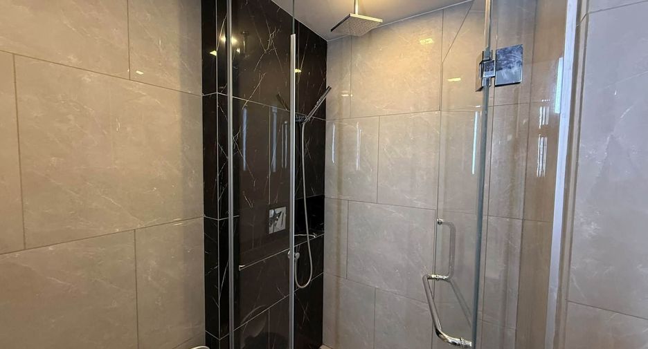 Condo en alquiler de 1 habitaciones en Huai Khwang, Bangkok