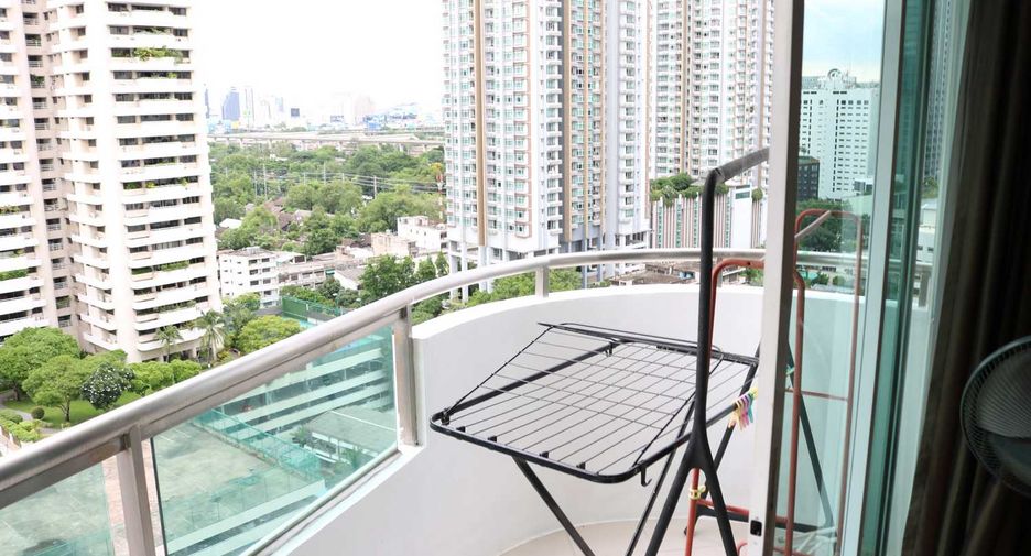 Condo en alquiler de 2 habitaciones en Watthana, Bangkok