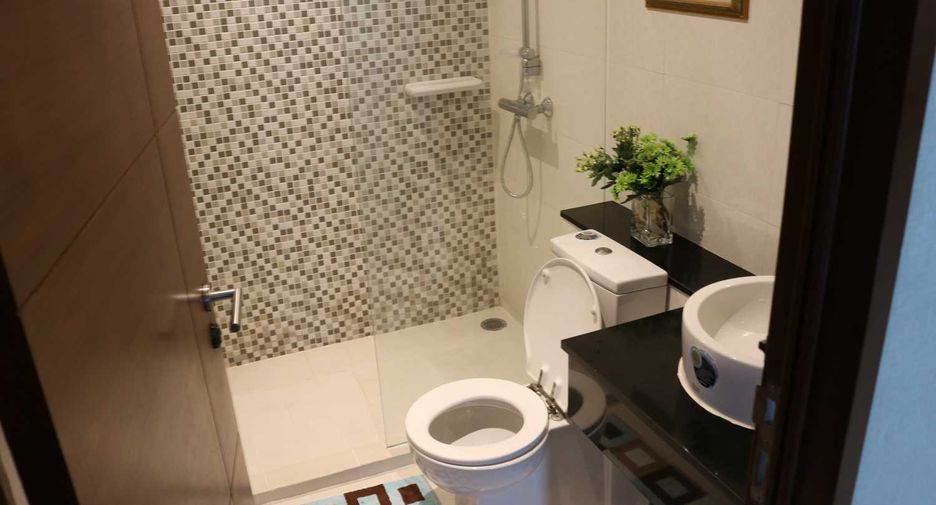 Condo en alquiler de 2 habitaciones en Watthana, Bangkok