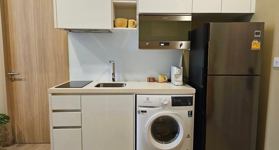 For rent 1 bed condo in Watthana, Bangkok