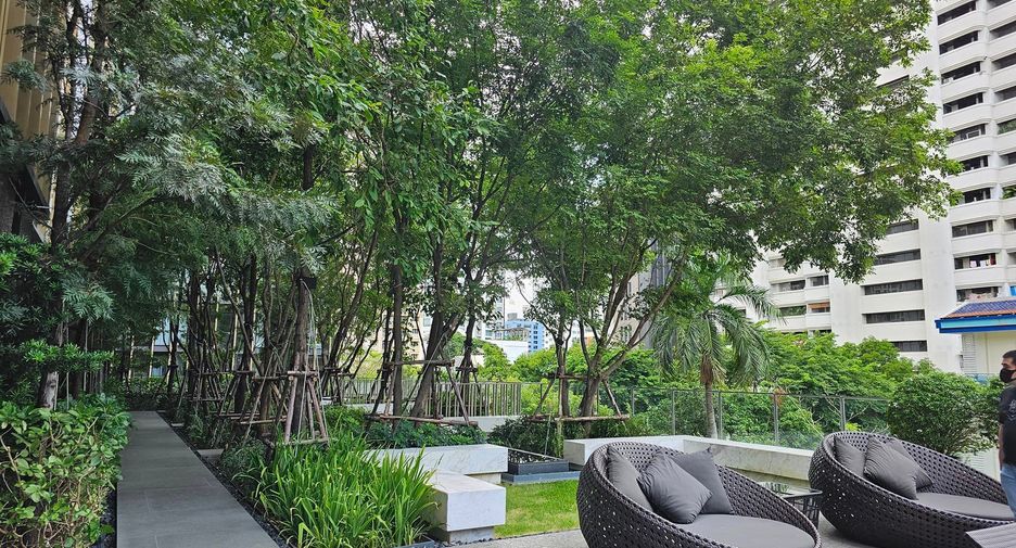 For rent 1 bed condo in Watthana, Bangkok