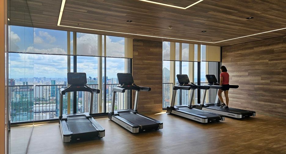 For rent 1 bed condo in Watthana, Bangkok