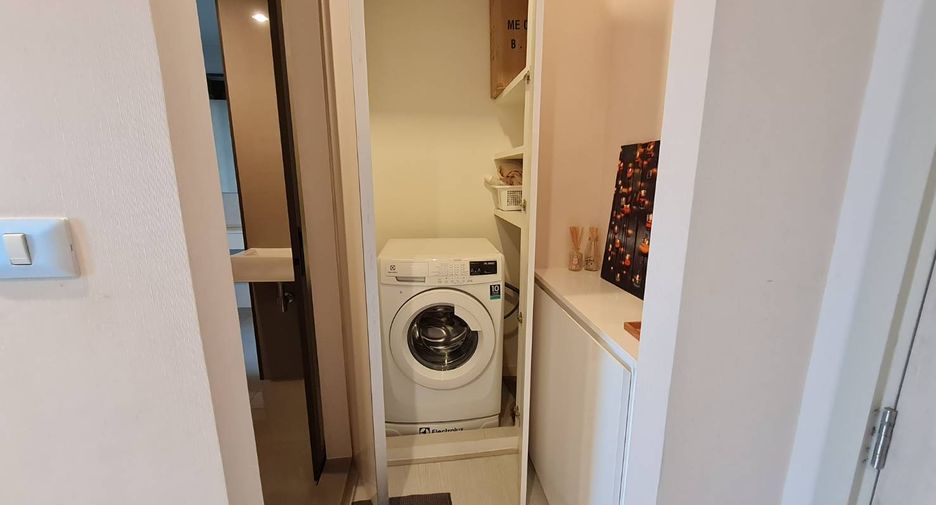 Condo en alquiler de 1 habitaciones en Khlong Toei, Bangkok