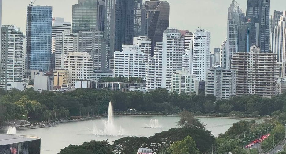 For rent 1 bed condo in Khlong Toei, Bangkok