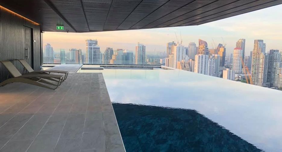 Condo en alquiler y en venta de 1 habitaciones en Watthana, Bangkok