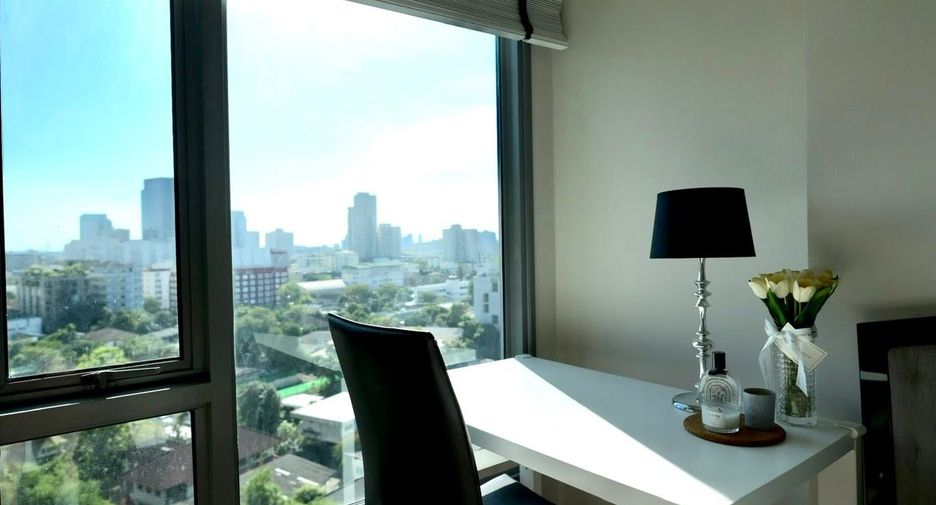 À louer 1 chambre condo à Khlong Toei, Bangkok