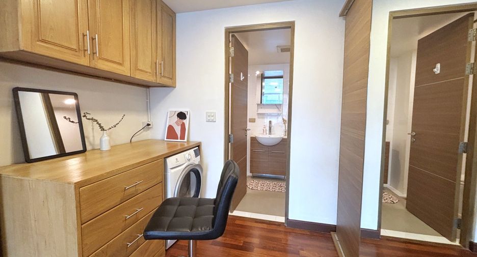 For rent 1 Beds condo in Watthana, Bangkok