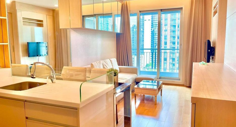 For rent 1 bed condo in Watthana, Bangkok