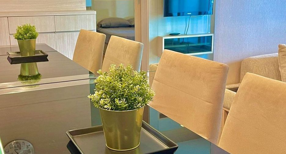 For rent 1 bed condo in Watthana, Bangkok