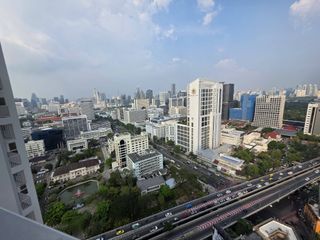 For rent 2 bedrooms condo in Bang Rak, Bangkok