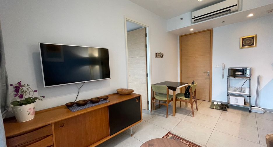 For rent 1 bed condo in Khlong Toei, Bangkok