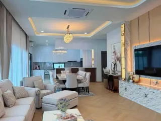 À vendre 4 chambres villa à Bang Lamung, Chonburi