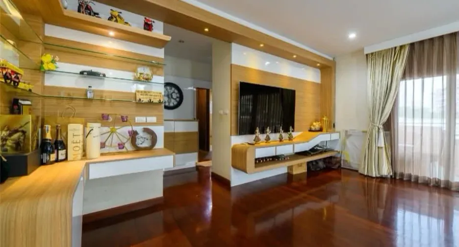 À vendre 3 chambres villa à Bang Lamung, Chonburi