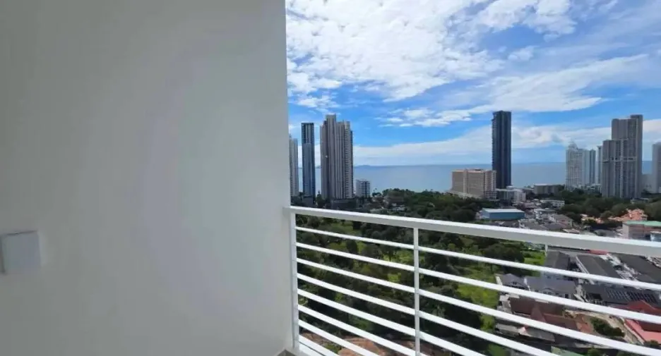 Condo en venta de 1 habitaciones en Bang Lamung, Chonburi