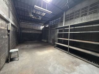 出售 1 卧室 联排别墅 在 Bang Kho Laem, 曼谷