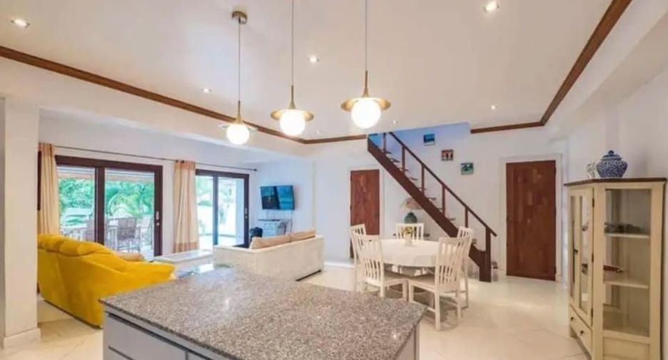 For sale 4 bedrooms house in Ko Samui, Surat Thani