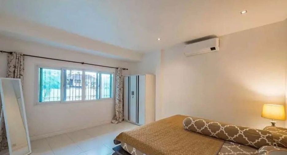 For sale 4 bedrooms house in Ko Samui, Surat Thani