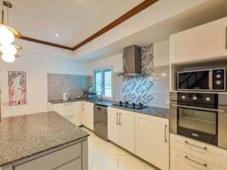 For sale 4 bedrooms house in Ko Samui, Surat Thani