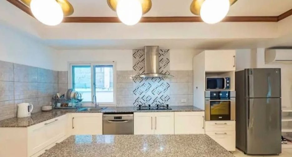 For sale 4 bedrooms house in Ko Samui, Surat Thani