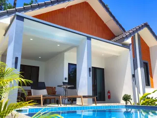 For sale 3 bedrooms villa in Ko Samui, Surat Thani