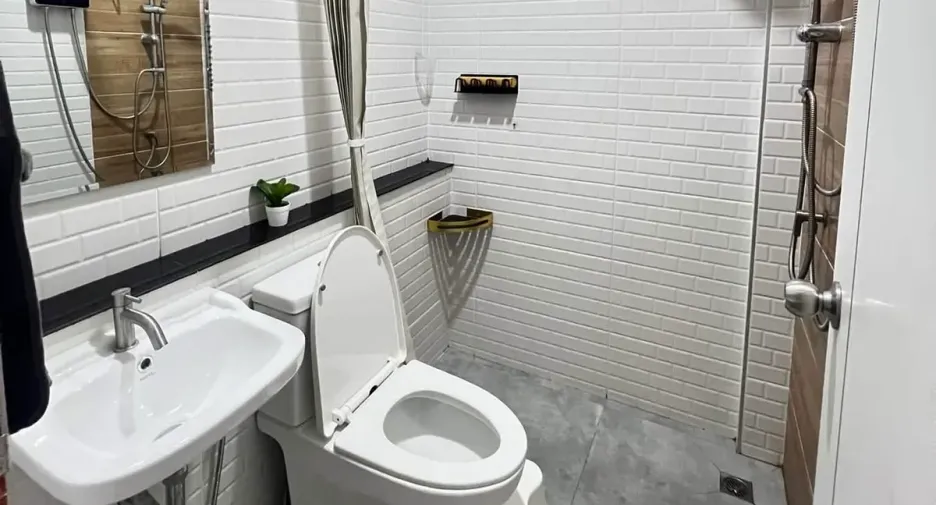 For rent 2 bedrooms house in Bang Lamung, Chonburi