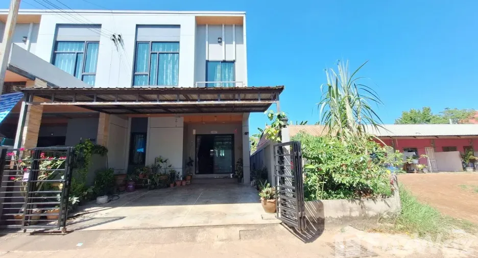 For sale 3 ベッドルーム townhouse in Mueang Udon Thani, Udon Thani