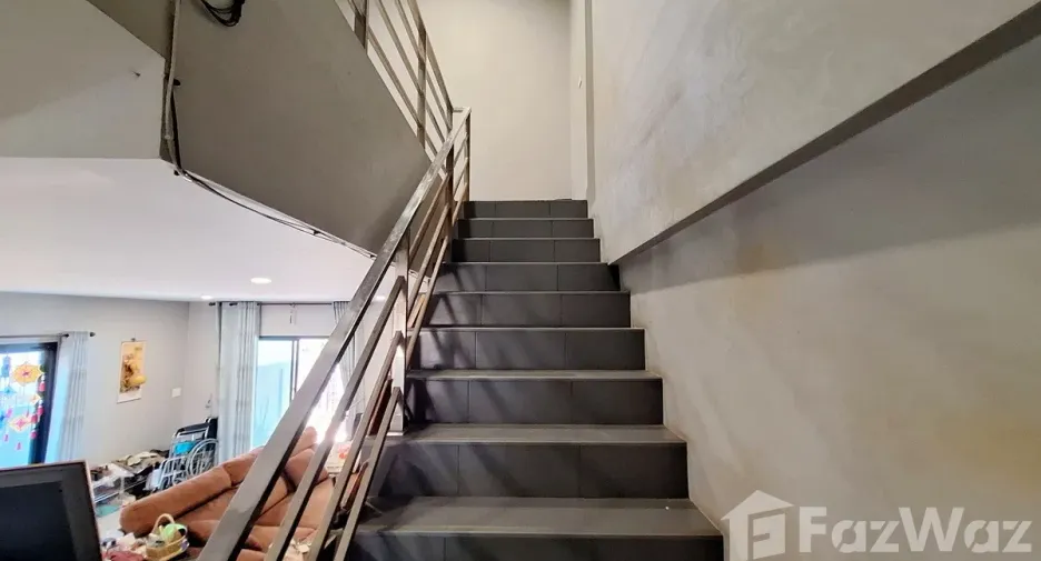 For sale 3 ベッドルーム townhouse in Mueang Udon Thani, Udon Thani
