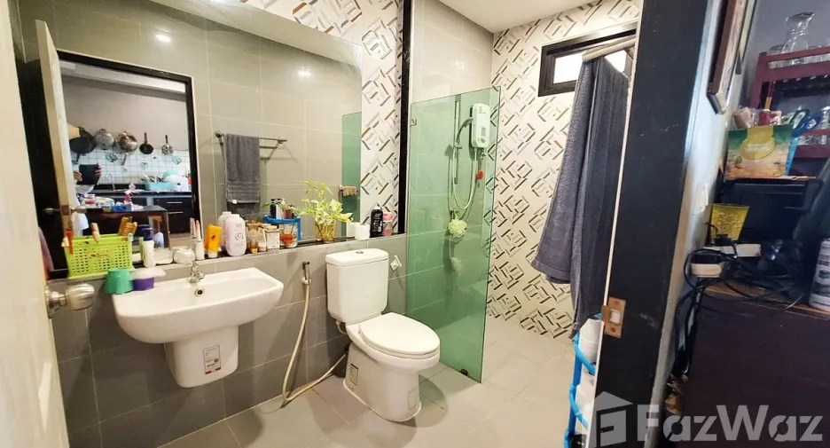 For sale 3 ベッドルーム townhouse in Mueang Udon Thani, Udon Thani