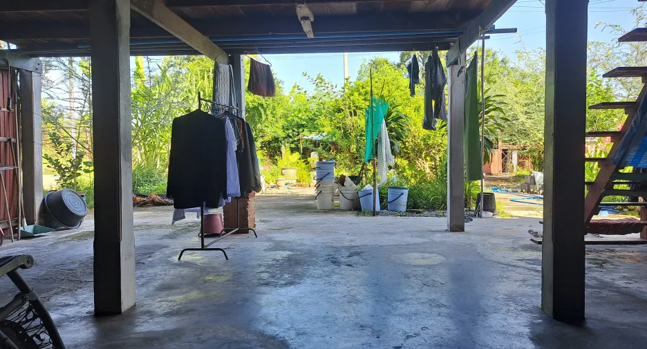 Haus zum Kauf mit 2 Zimmer in Samko, Ang Thong