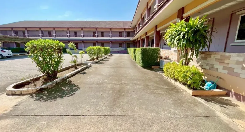 For sale 72 bedrooms hotel in Mueang Phitsanulok, Phitsanulok