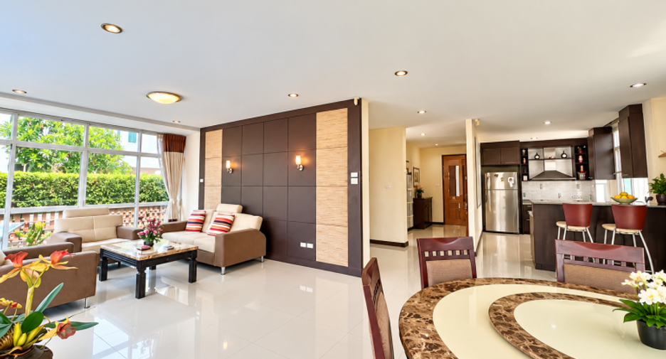 Haus zum Kauf mit 4 Zimmer in Mueang Chon Buri, Chonburi