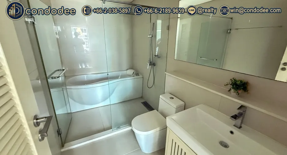 Condo en venta de 4 habitaciones en Watthana, Bangkok