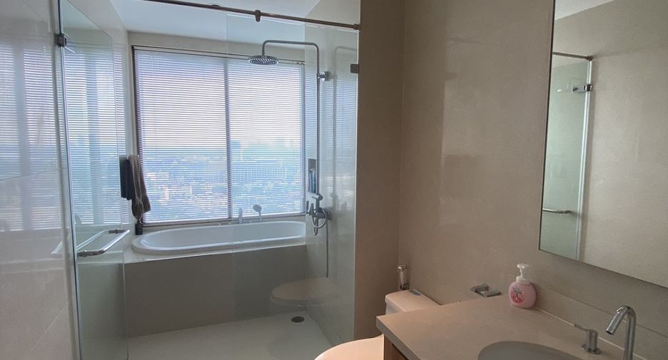 À vendre 1 chambre condo à Khlong Toei, Bangkok