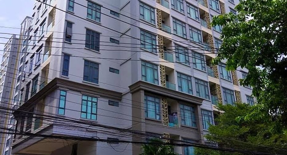 For sale 1 bed condo in Phra Khanong, Bangkok