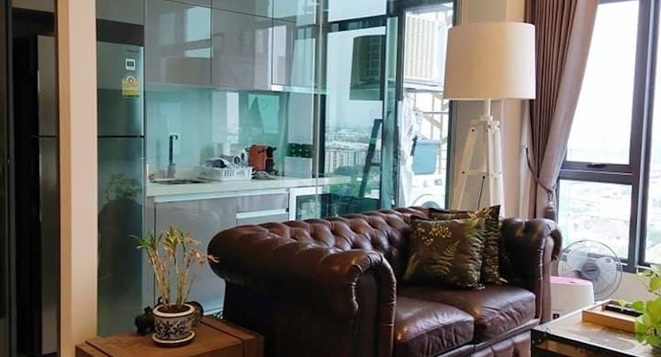 For sale 1 bed condo in Phra Khanong, Bangkok