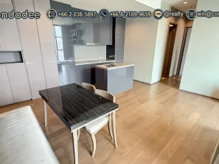For sale 3 ベッドルーム condo in Sathon, Bangkok