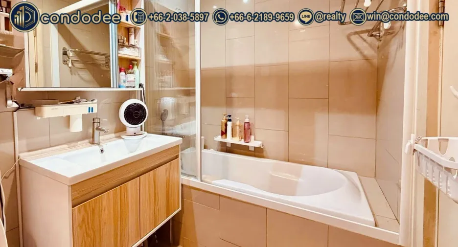 Продажа 3 спальни кондо в Щаттхана, Бангкок