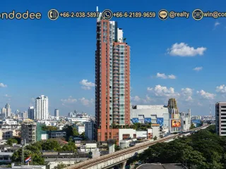 Продажа 3 спальни кондо в Кхлонг Тоеи, Бангкок