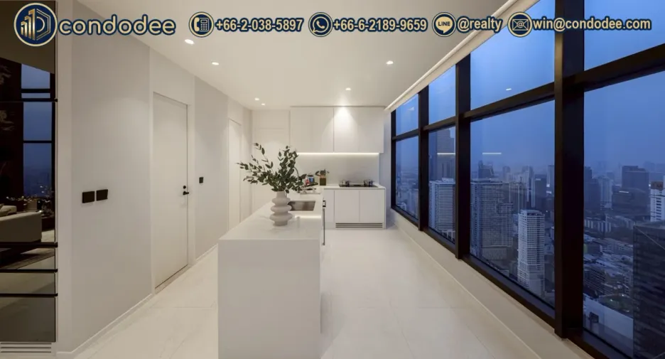 For sale 4 bedrooms condo in Ratchathewi, Bangkok