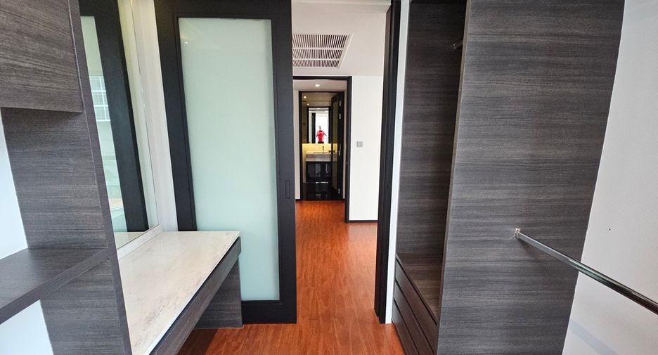 À vendre 4 chambres condo à Pathum Wan, Bangkok